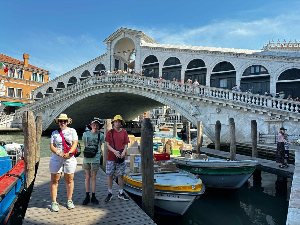 Travengers - Italy
